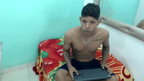 kloe matias online show from 10/03/25, 01:41