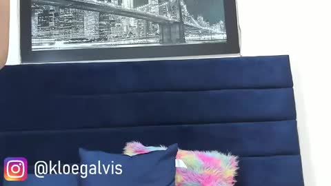 Snapshot of kloe_squirts chatting on 10/02/25, 02:40 KLOE online show from 10/02/25, 02:40