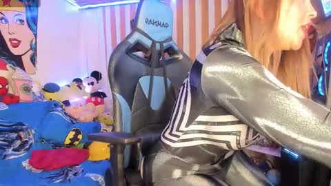 Snapshot of kloelamaravilla18 chatting on 11/26/25, 02:56 kloelamaravilla18 online show from 11/26/25, 02:56