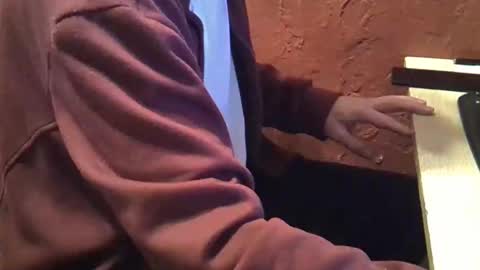 klovesu2000 online show from 12/30/24, 03:35