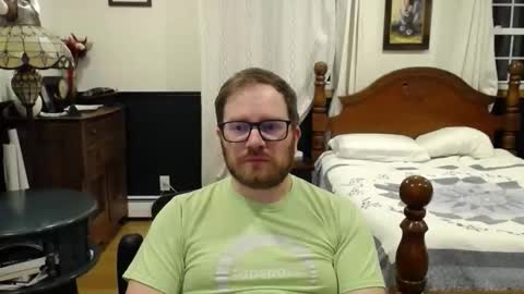 Snapshot of km0079 chatting on 04/11/26, 02:16 Kris online show from 04/11/26, 02:16