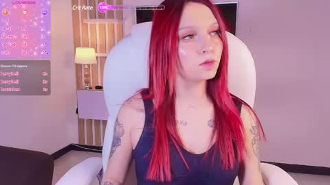 Snapshot of kmila_carson chatting on 02/19/25, 01:29 kmila online show from 02/19/25, 01:29