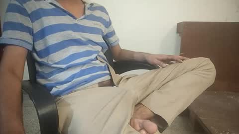 Harry online show from 10/31/25, 05:52