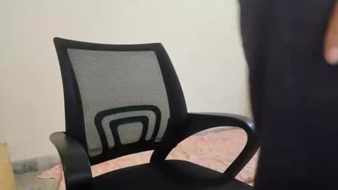 Harry online show from 11/18/25, 06:51