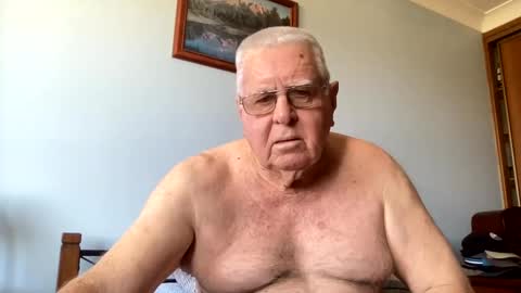 Aussiedude online show from 01/06/25, 01:31