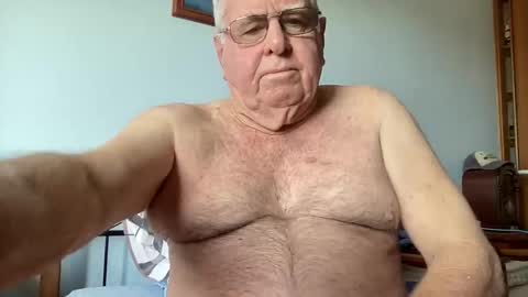 Aussiedude online show from 10/02/25, 10:06