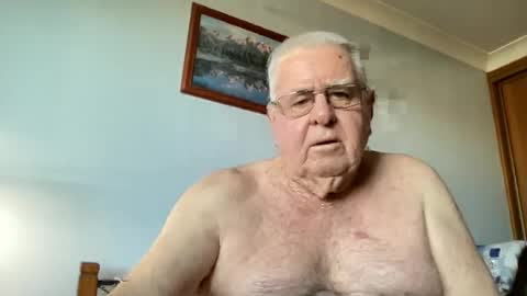 Aussiedude online show from 06/22/26, 05:37