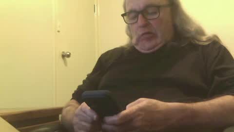 Snapshot of knobout chatting on 07/08/26, 12:31 knobout online show from 07/08/26, 12:31