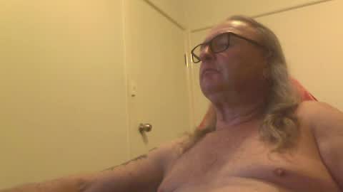 Snapshot of knobout chatting on 07/20/26, 10:29 knobout online show from 07/20/26, 10:29