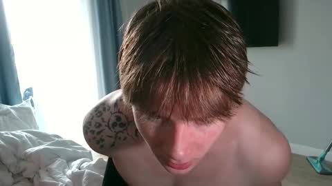 Snapshot of knotsiemens chatting on 01/16/26, 08:40 Adam online show from 01/16/26, 08:40