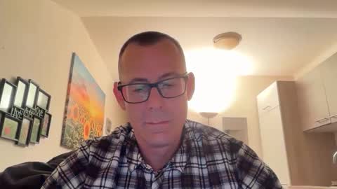 knusperhase1 online show from 04/17/26, 07:50