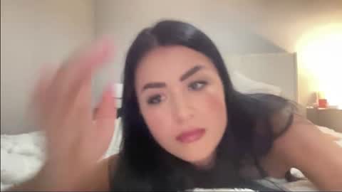 Snapshot of kobi_and_zeina chatting on 06/20/26, 09:39 kobi_and_zeina online show from 06/20/26, 09:39