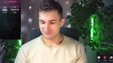 Snapshot of kochka25 chatting on 03/07/25, 08:56 Sweet boy online show from 03/07/25, 08:56