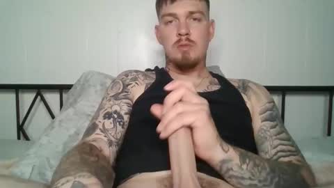 Koddoncouple online show from 04/19/26, 05:34