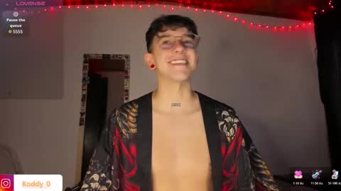 Snapshot of koddy_0 chatting on 11/27/25, 03:25 Koddy Independent model online show from 11/27/25, 03:25