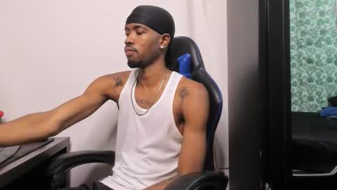 Snapshot of kofi_exotic_ chatting on 11/13/25, 03:00 kofi online show from 11/13/25, 03:00