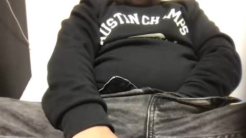 Snapshot of koji0101 chatting on 01/03/25, 03:01 koji0101 online show from 01/03/25, 03:01