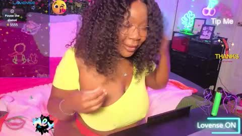 Snapshot of kokocherry00 chatting on 12/02/25, 10:53 kokocherry00 online show from 12/02/25, 10:53