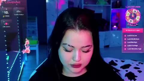 Mia online show from 12/09/24, 11:56