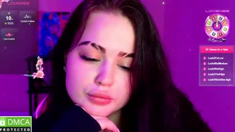 Mia online show from 12/24/24, 01:27