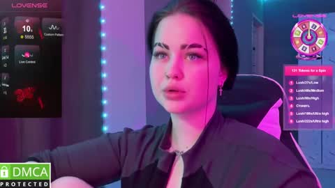 Mia online show from 01/03/25, 10:40