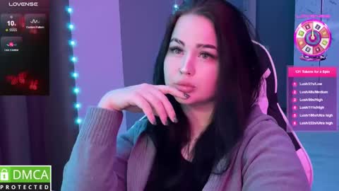 Mia online show from 01/14/25, 04:29