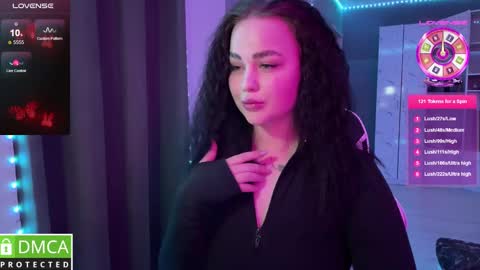 Mia online show from 02/09/25, 10:00