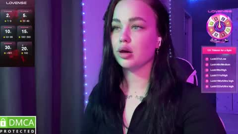 Mia online show from 02/22/25, 11:24