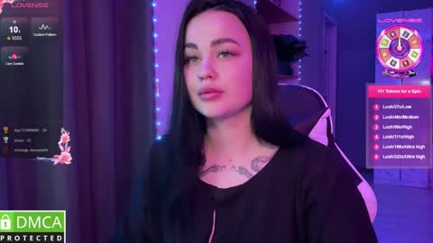 Mia online show from 03/03/25, 10:42