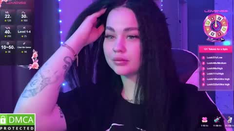 Mia online show from 03/11/25, 11:48