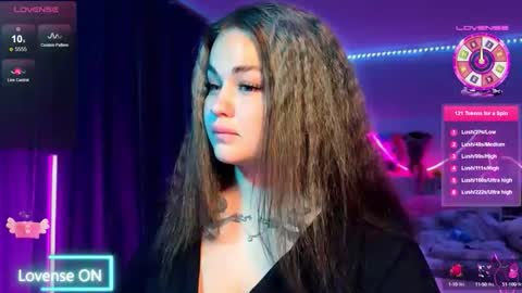 Mia online show from 10/02/25, 07:54