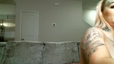 Snapshot of kokokwinn chatting on 03/08/25, 11:58 Koko Kwinn online show from 03/08/25, 11:58