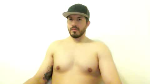 Snapshot of kolombianox chatting on 11/09/25, 06:23 kolombianox online show from 11/09/25, 06:23