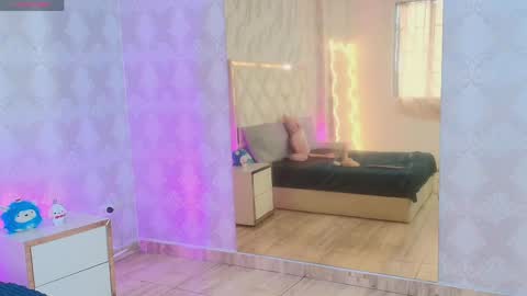 kolyn_tay online show from 04/17/26, 07:06