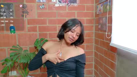 Snapshot of komatsu_ chatting on 03/11/25, 11:48 Komatsu Lilith online show from 03/11/25, 11:48