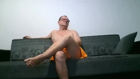 Snapshot of komputer123456789 chatting on 12/22/24, 10:04 Bogdan online show from 12/22/24, 10:04