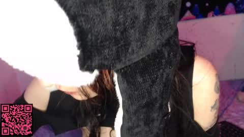 Snapshot of konekokawai chatting on 02/19/25, 02:12 konekokawai online show from 02/19/25, 02:12