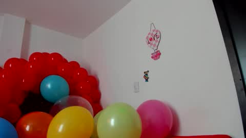 konie Diaz online show from 04/11/26, 06:45