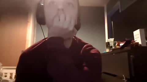 Snapshot of kookieskush chatting on 01/06/25, 03:08 Kookies online show from 01/06/25, 03:08