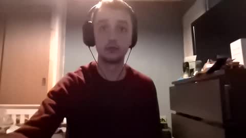 Snapshot of kookieskush chatting on 01/07/25, 03:23 Kookies online show from 01/07/25, 03:23