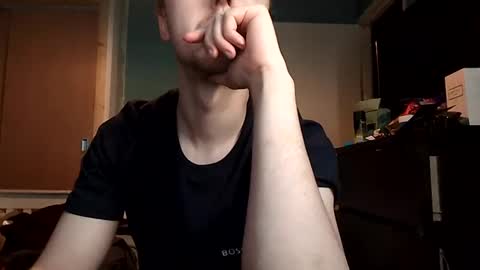 Snapshot of kookieskush chatting on 01/08/25, 11:32 Kookies online show from 01/08/25, 11:32