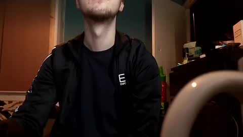 Snapshot of kookieskush chatting on 01/15/25, 12:47 Kookies online show from 01/15/25, 12:47