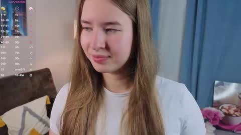 Snapshot of koolyquiser chatting on 11/16/25, 02:44 Jenna online show from 11/16/25, 02:44