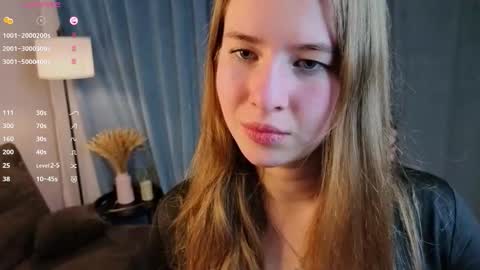 Snapshot of koolyquiser chatting on 12/04/25, 04:38 Jenna online show from 12/04/25, 04:38