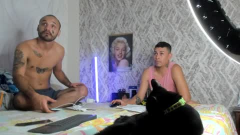 Snapshot of kopular chatting on 01/01/25, 05:55 Diego y Edgar online show from 01/01/25, 05:55