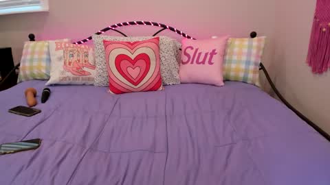 Snapshot of koramarina chatting on 01/28/25, 05:56 KORA MARiNA online show from 01/28/25, 05:56