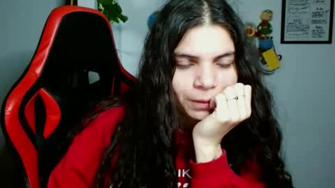 Karoll online show from 12/18/24, 05:59