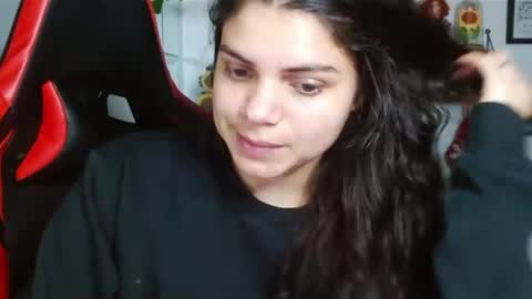 Karoll online show from 12/24/24, 02:32