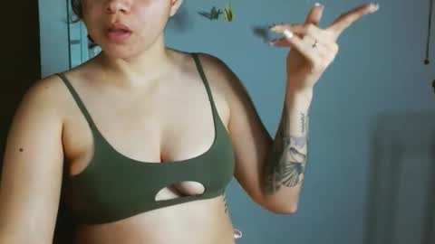 Karoll online show from 01/06/26, 02:04