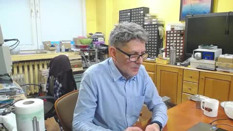 Snapshot of korek24hot chatting on 03/12/25, 04:02 Korek online show from 03/12/25, 04:02